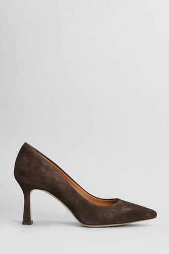 Julie Dee Pumps In Dark Brown Suede - Julie Dee - Modalova