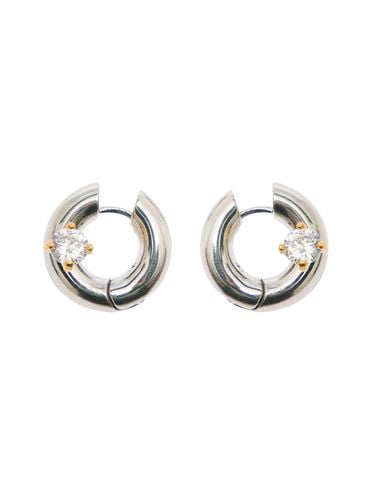 Arrow -colored Hoops Earrings With Crystals In Rhodium Pleated Brass Woman - Panconesi - Modalova