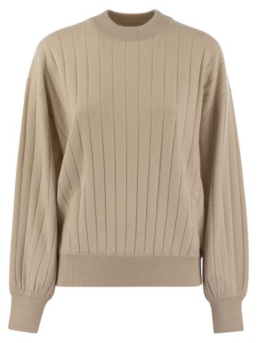 Cashmere V-neck Sweater With Necklace - Brunello Cucinelli - Modalova