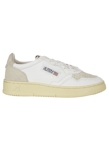 Autry Medalist Low Sneakers - Autry - Modalova