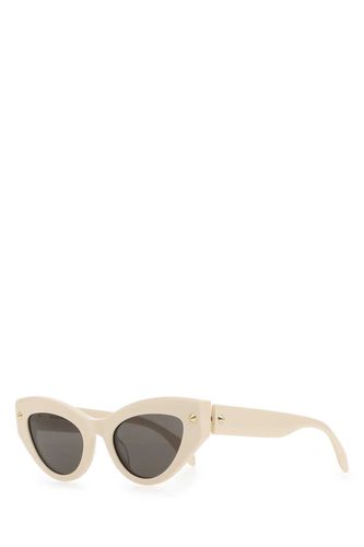 Ivory Acetate Spike Studs Sunglasses - Alexander McQueen - Modalova