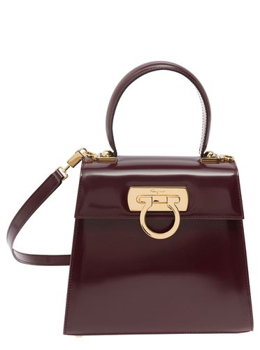 Handbag With Gancini Detail In Patent Leather Woman - Ferragamo - Modalova