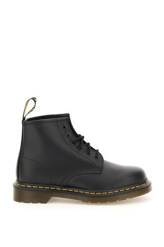 Smooth Lace-up Combat Boots - Dr. Martens - Modalova