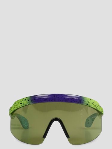 Gucci Eyewear Mask Frame Sunglasses - Gucci Eyewear - Modalova