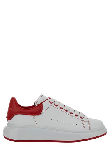 White Low Top Sneakers With Oversized Platform In Leather Man - Alexander McQueen - Modalova