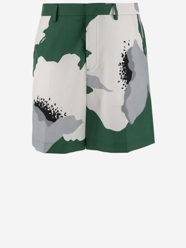 Cotton Poplin Bermuda Shorts With Valentino Flower Portrait Print - Valentino Garavani - Modalova