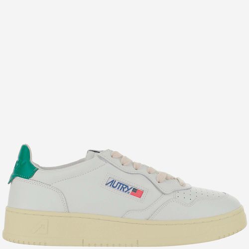 Autry Low Medalist Sneakers - Autry - Modalova