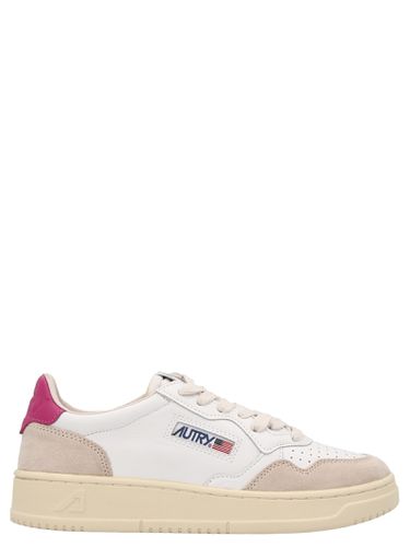 Medalist Leather Low-top Sneakers - Autry - Modalova