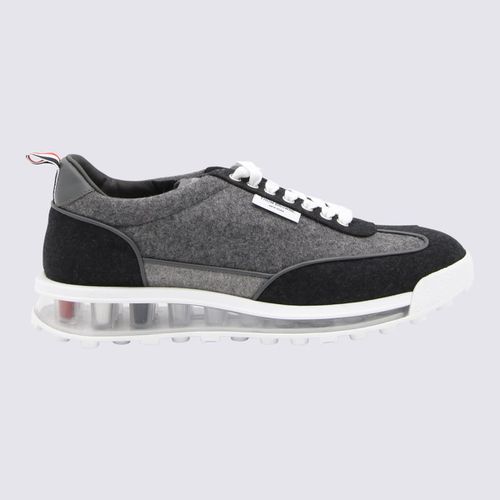 Grey Wool Tech Runner Sneakers - Thom Browne - Modalova
