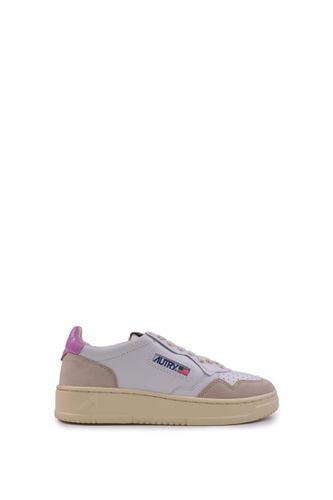 Autry Low Medalist Sneakers - Autry - Modalova