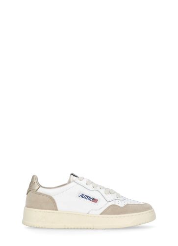 Autry Medalist Low Sneakers - Autry - Modalova