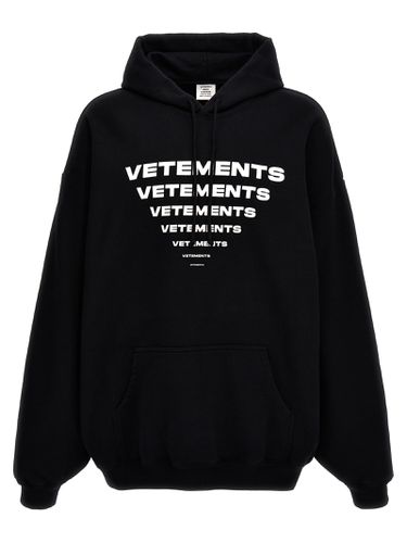 VETEMENTS pyramid Logo Hoodie - VETEMENTS - Modalova