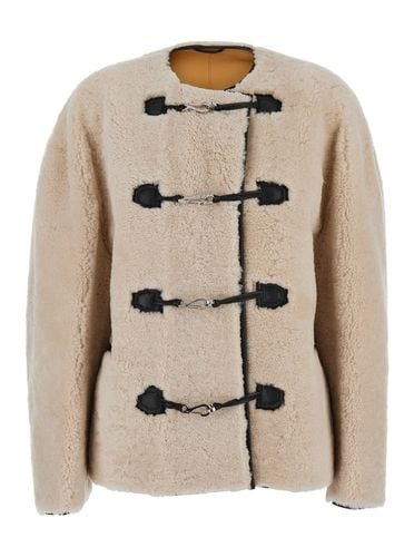 Teddy Crewneck Jacket With Clasp Closure On The Front In Shearling And Leather Woman - Totême - Modalova