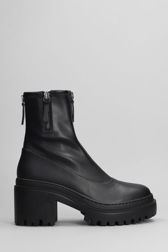 Martini Combat Boots In Leather - Giuseppe Zanotti - Modalova