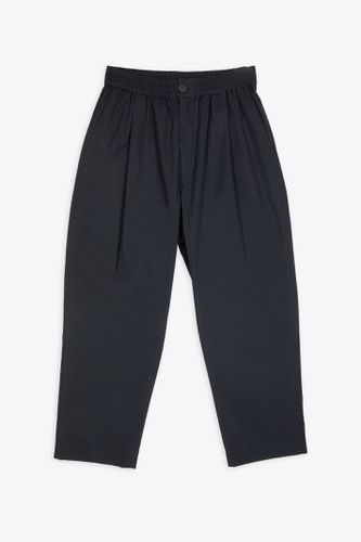 Pants - Easy Elasticated Pant Black cotton cropped pant with elastic waistband - Gentile - Studio Nicholson - Modalova