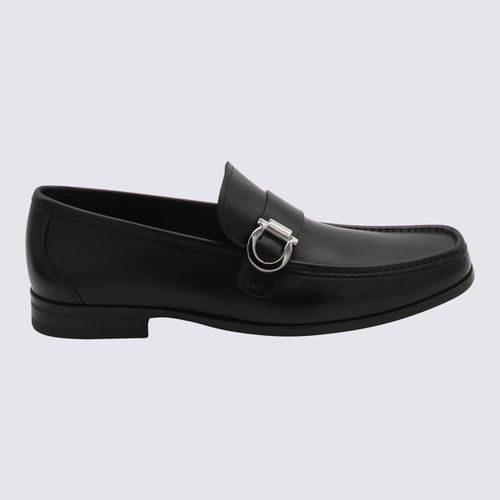 Leather Gancini Loafers - Ferragamo - Modalova