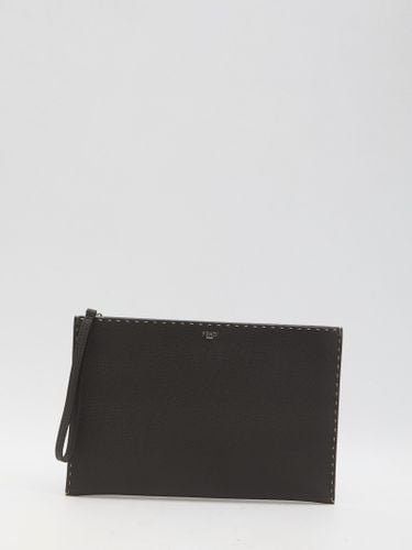 Fendi Medium Flat Selleria Pouch - Fendi - Modalova