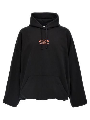 VETEMENTS oval Logo Hoodie - VETEMENTS - Modalova