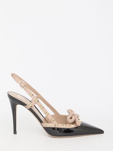 Rockstud Bow Slingback Pumps - Valentino Garavani - Modalova