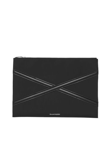 Alexander McQueen Clutch Harness - Alexander McQueen - Modalova