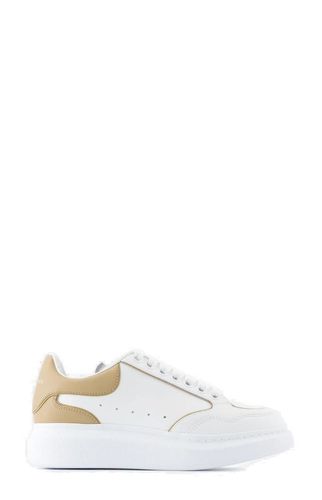 Oversized Low-top Sneakers - Alexander McQueen - Modalova