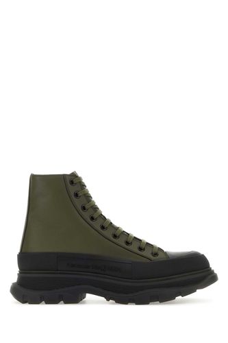 Olive Green Leather Tread Slick Sneakers - Alexander McQueen - Modalova