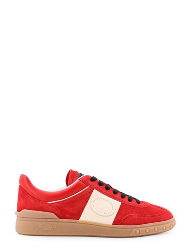 Low Top Upvillage Sneakers - Valentino Garavani - Modalova