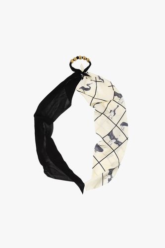 Scarf With Decorative Beads - Bottega Veneta - Modalova