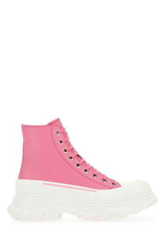 Dark Pink Leather Tread Slick Sneakers - Alexander McQueen - Modalova