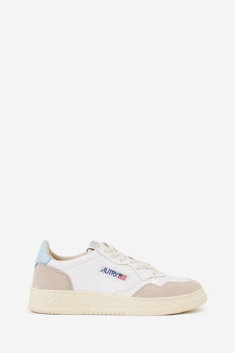 Autry 01 Low Sneakers - Autry - Modalova