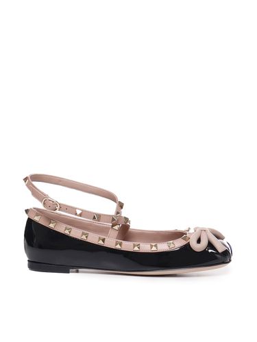 Rockstud Ballerinas In Patent Leather - Valentino Garavani - Modalova