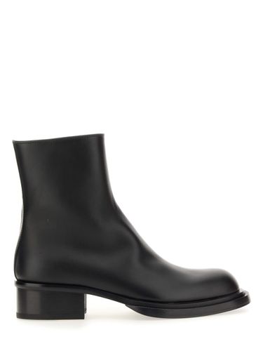 Alexander McQueen Cuban Stack Boot - Alexander McQueen - Modalova