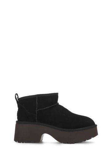 Classic Ultra Mini New Heights Ankle Boots - UGG - Modalova