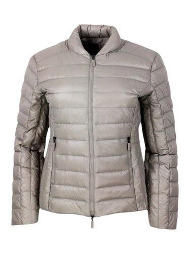 Lightweight 100 Gram Slim Down Jacket With Integrated Concealed Hood And Zip Closure - Armani Collezioni - Modalova
