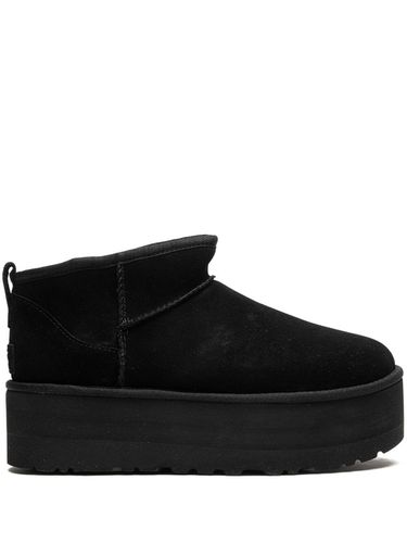 Woman Classic Ultra Mini Platform Boots - UGG - Modalova