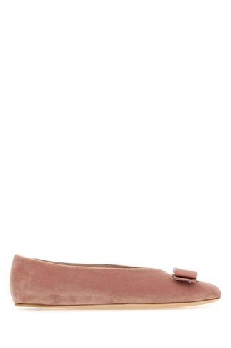 Dark Pink Velvet Vanna Ballerinas - Ferragamo - Modalova