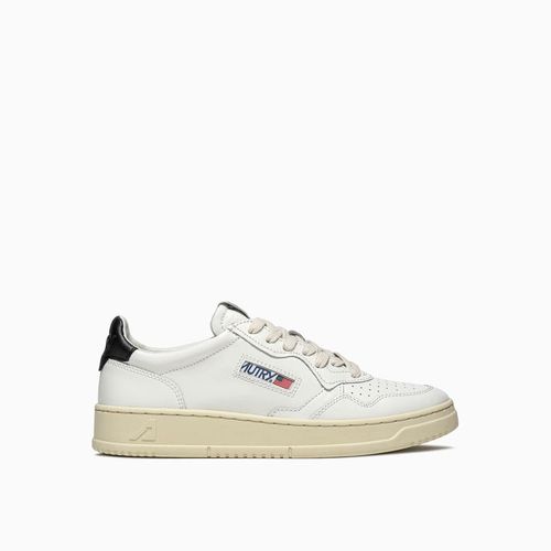 Medalist Low Sneakers Aulm Ll22 - Autry - Modalova