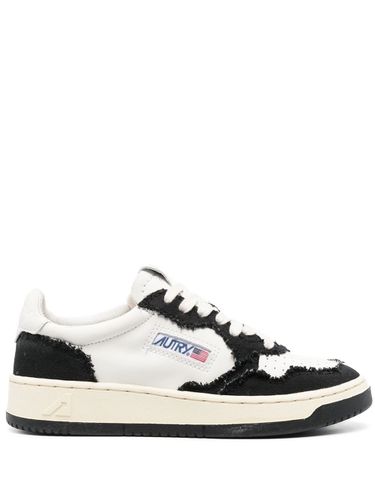 Autry Medalist Low Sneakers - Autry - Modalova