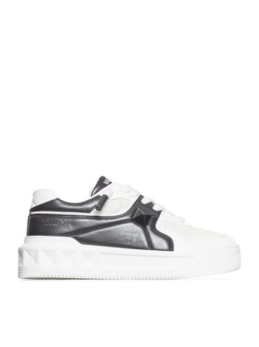 One Stud Leather Sneakers - Valentino Garavani - Modalova