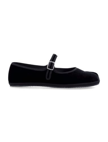 Fu-tabi Velvet Cayman Flat Shoes - Drogheria Crivellini - Modalova