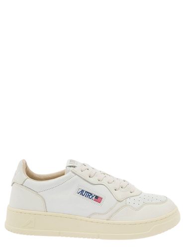 Autry Low Medalist Sneakers - Autry - Modalova