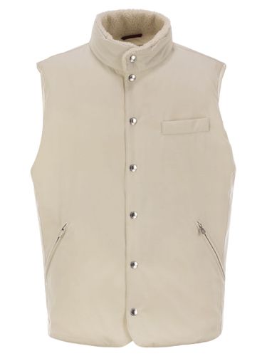 Sleeveless Down Jacket With Sheepskin Collar - Brunello Cucinelli - Modalova