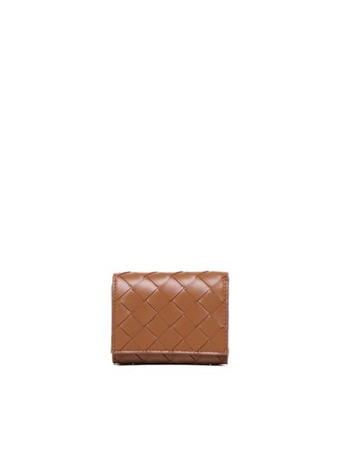 Tri-fold Wallet In Woven Nappa Leather - Bottega Veneta - Modalova