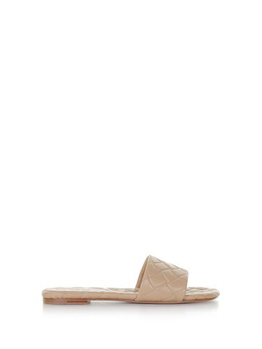 Amy Flat Sandals In Woven Effect Nappa - Bottega Veneta - Modalova