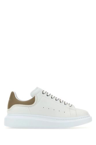White Leather Sneakers With Dove Grey Leather Heel - Alexander McQueen - Modalova