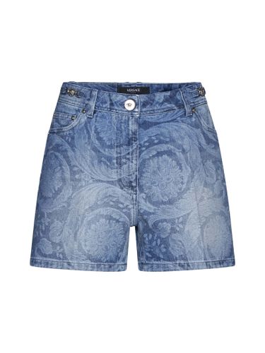 Versace Slim Fit Denim Shorts - Versace - Modalova