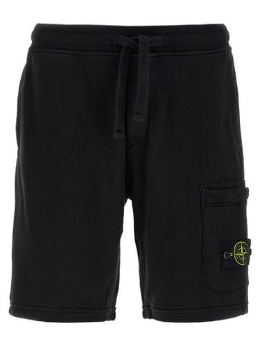 Logo Badge Bermuda Shorts - Stone Island - Modalova