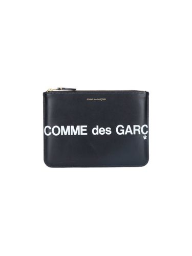 Huge Logo Pouch - Comme des Garçons Wallet - Modalova