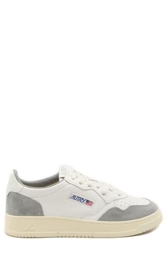 Autry Medalist Low-top Sneakers - Autry - Modalova