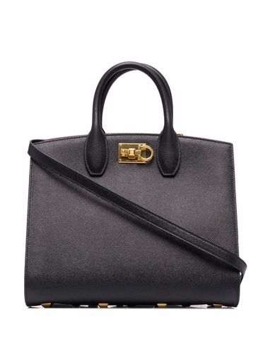 Studio Box Black Bag With Gancini Buckle And Shoulder Strap In Grained Leather Woman - Ferragamo - Modalova